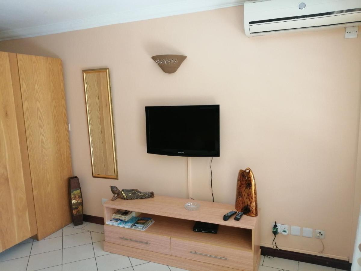 Residence Les Peupliers Flic en Flac Bagian luar foto