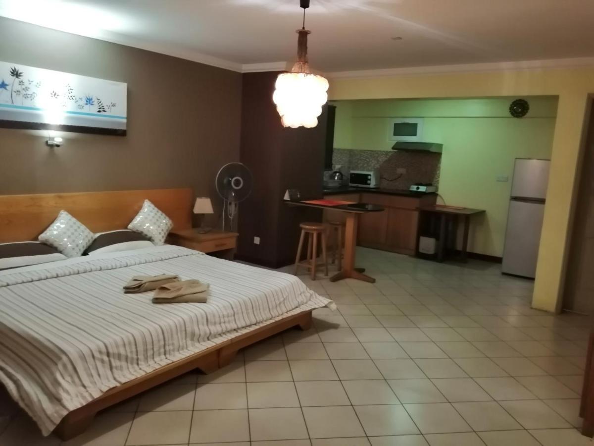 Residence Les Peupliers Flic en Flac Bagian luar foto